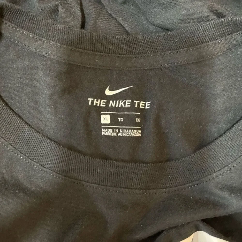 Nike air tee